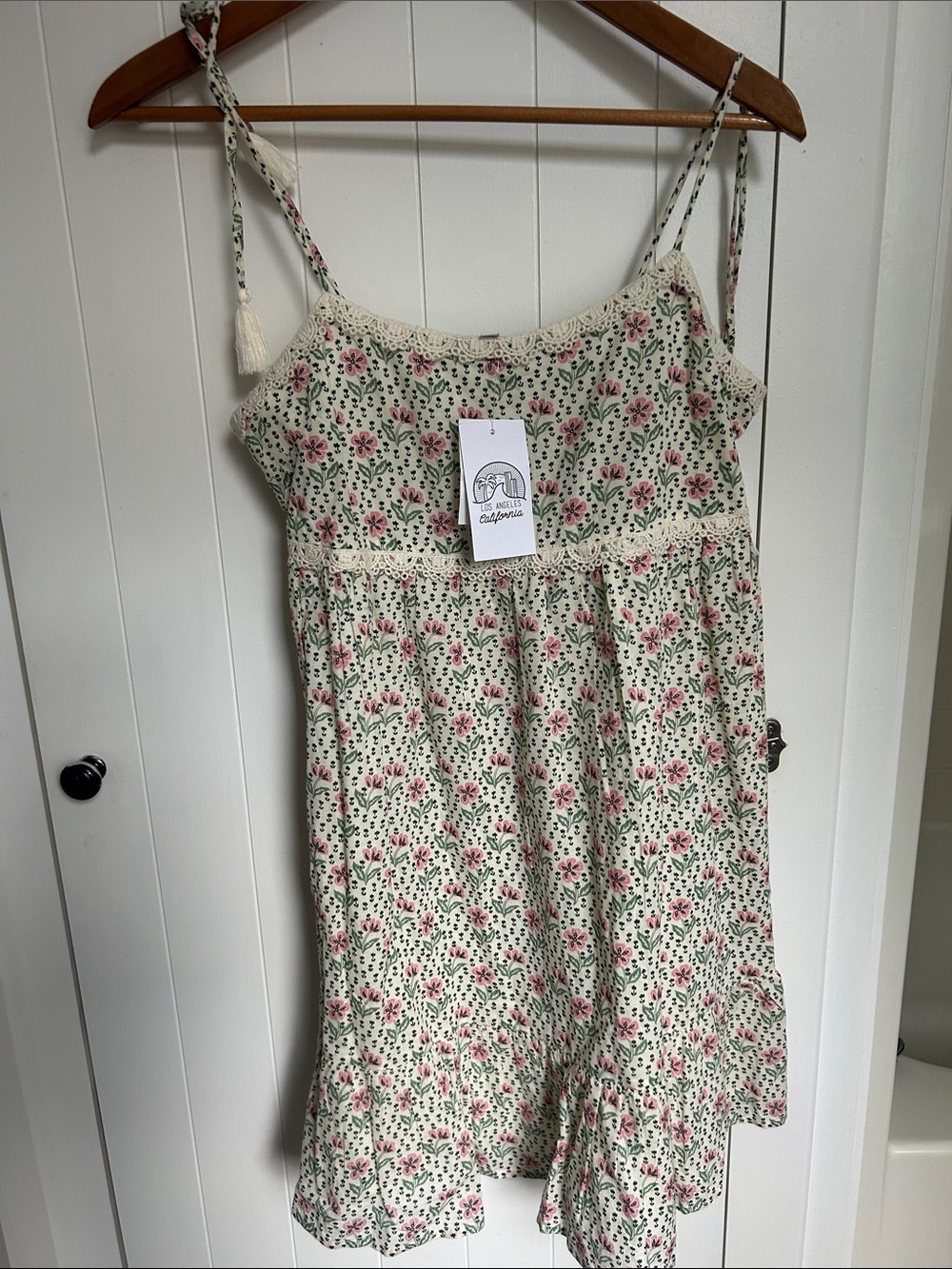 Women’s Floral One-Piece Sundress in Cream and Pink mini size medium (small fit)